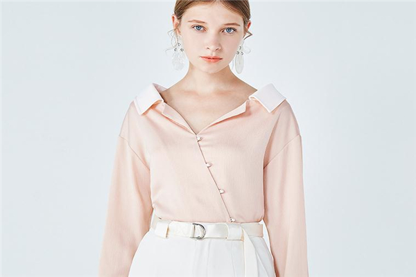 裸粉色配什么顏色好看 有這些選擇 裸粉色配什么顏色好看 有這些選擇