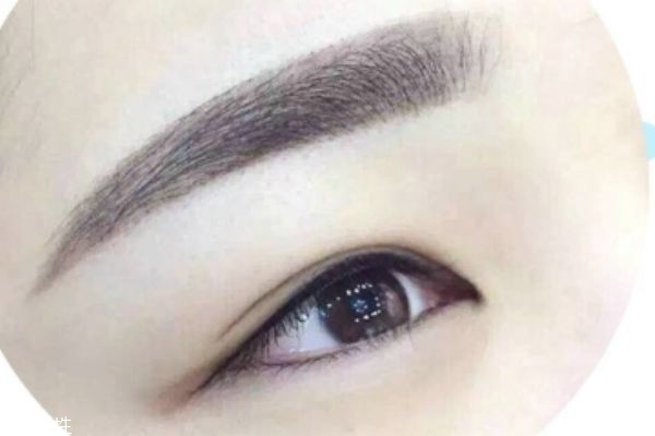 水霧眉跟粉黛眉有什么區(qū)別 霧狀眉化妝教程 水霧眉跟粉黛眉有什么區(qū)別 霧狀眉化妝教程