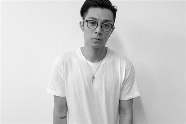 yellows plus眼鏡價(jià)格 日系手工眼鏡 yellows plus眼鏡價(jià)格 日系手工眼鏡