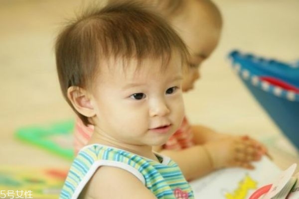 寶寶智力啟蒙讀哪些書(shū)比較好學(xué)知識(shí)