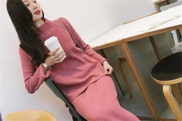 毛衣裙適合什么溫度穿 換季必備單品 毛衣裙適合什么溫度穿 換季必備單品