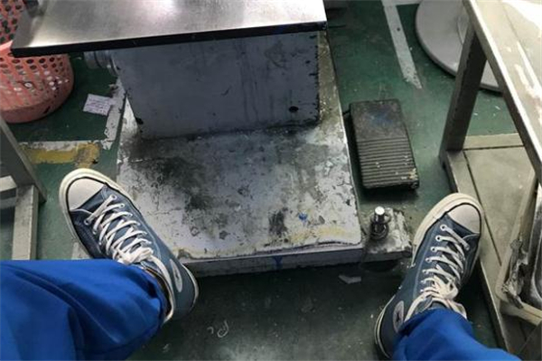 匡威1970s和all star區(qū)別 1970s和常青款區(qū)別 匡威1970s和all star區(qū)別 1970s和常青款區(qū)別