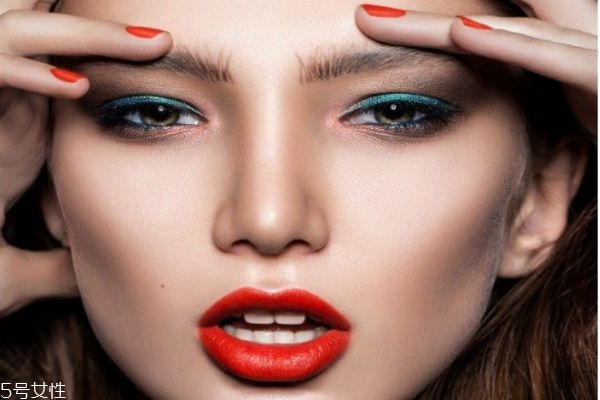 高光的作用是什么 高光粉的多種用處 高光的作用是什么 高光粉的多種用處