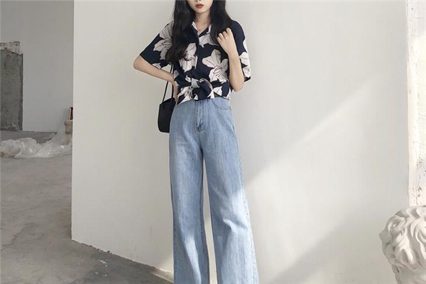 2019年流行什么闊腿褲 穿出大長腿 2019年流行什么闊腿褲 穿出大長腿