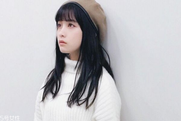 瓜子臉大額頭適合什么發(fā)型 長(zhǎng)臉大額頭女生適合發(fā)型 瓜子臉大額頭適合什么發(fā)型 長(zhǎng)臉大額頭女生適合發(fā)型