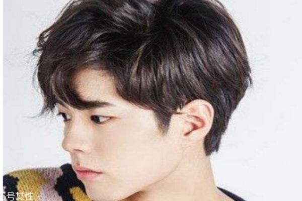 男生37分發(fā)型有哪幾種 男生韓式短發(fā)發(fā)型 男生37分發(fā)型有哪幾種 男生韓式短發(fā)發(fā)型