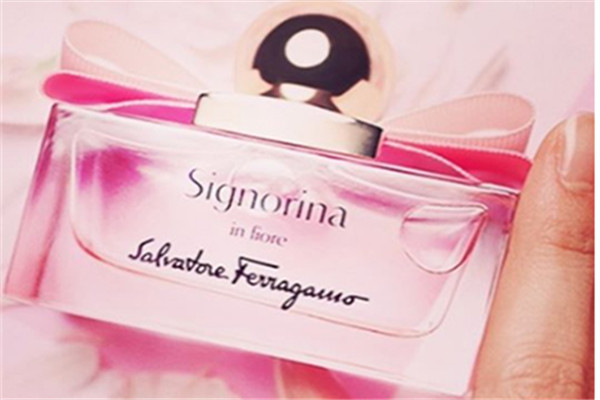 櫻花香水適合什么年齡 櫻花香水哪個牌子好 櫻花香水適合什么年齡 櫻花香水哪個牌子好