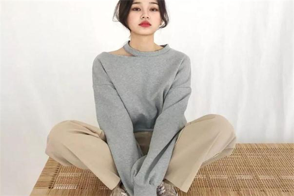 踏青適合穿什么衣服 極簡風(fēng)了解一下 踏青適合穿什么衣服 極簡風(fēng)了解一下