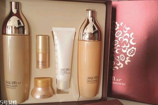 sum37哪個(gè)系列適合油性肌膚 油性皮膚用呼吸好嗎 sum37哪個(gè)系列適合油性肌膚 油性皮膚用呼吸好嗎