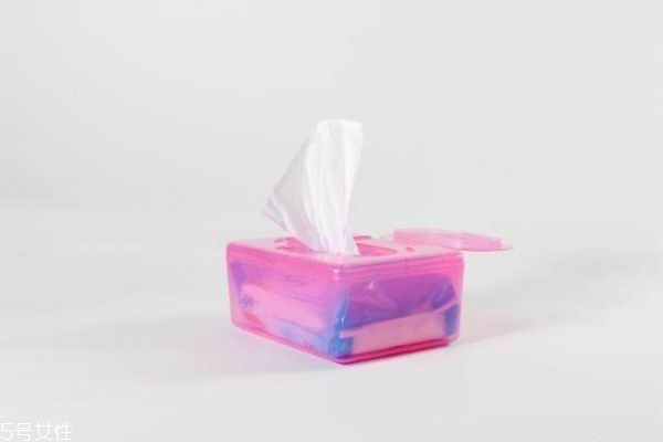 怎么選擇適合寶寶的濕巾 怎么選擇適合寶寶的濕巾