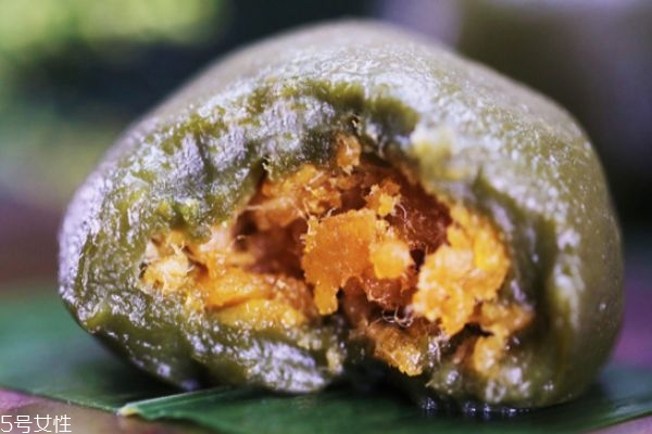 青團(tuán)餡料有哪些 自制青團(tuán)的做法 青團(tuán)餡料有哪些 自制青團(tuán)的做法