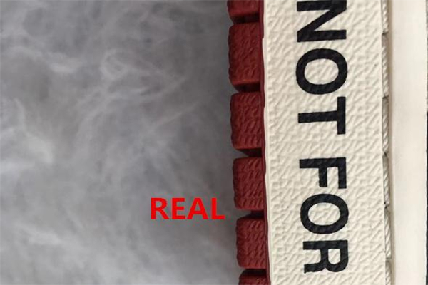 aj1禁止轉(zhuǎn)賣(mài)真假對(duì)比 鑒定方法要牢記 aj1禁止轉(zhuǎn)賣(mài)真假對(duì)比 鑒定方法要牢記