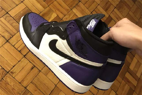 aj1黑紫腳趾真假對比 堅決抵制假貨 aj1黑紫腳趾真假對比 堅決抵制假貨