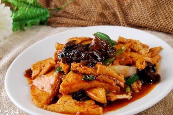 怎么做豆腐好吃又簡(jiǎn)單 家常豆腐的做法 怎么做豆腐好吃又簡(jiǎn)單 家常豆腐的做法