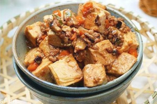 怎么做豆腐好吃又簡(jiǎn)單 家常豆腐的做法 怎么做豆腐好吃又簡(jiǎn)單 家常豆腐的做法