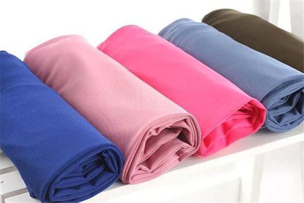 牛奶絲和冰絲的區(qū)別 兩種用途大不同 牛奶絲和冰絲的區(qū)別 兩種用途大不同