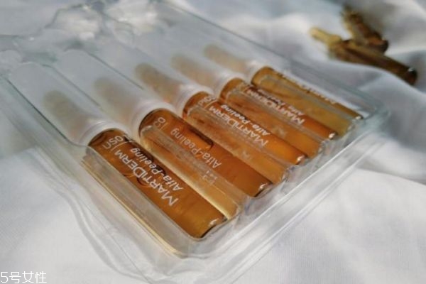 精華液和安瓶哪個(gè)好 安瓶與精華液的區(qū)別 精華液和安瓶哪個(gè)好 安瓶與精華液的區(qū)別