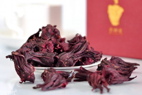 洛神花茶的功效與作用 洛神花茶的副作用 洛神花茶的功效與作用 洛神花茶的副作用