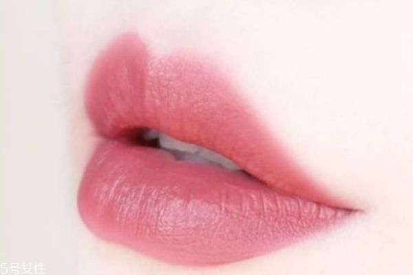 burberry有哪些口紅適合中性膚色 burberry口紅專柜價格