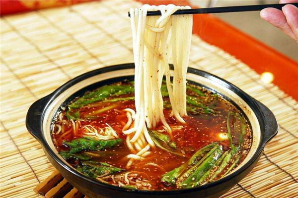 砂鍋米線熱量高嗎 不宜經(jīng)常吃 砂鍋米線熱量高嗎 不宜經(jīng)常吃
