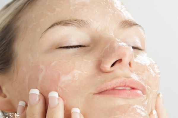 先蒸臉還是先敷面膜 蒸臉和敷面膜的順序 先蒸臉還是先敷面膜 蒸臉和敷面膜的順序