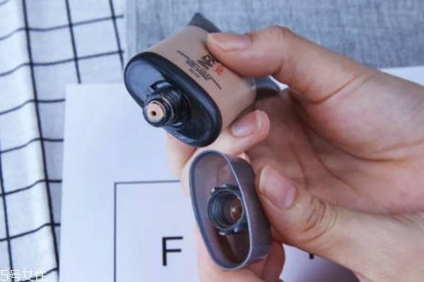 歐萊雅24小時粉底液怎么樣 歐萊雅24小時粉底液測評 歐萊雅24小時粉底液怎么樣 歐萊雅24小時粉底液測評