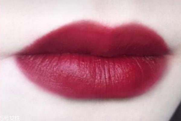 香奈兒絲絨口紅顏色 香奈兒絲絨口紅價(jià)格 香奈兒絲絨口紅顏色 香奈兒絲絨口紅價(jià)格