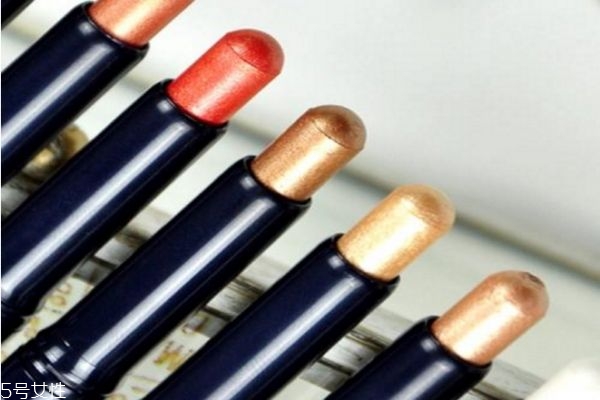 伊蒂之屋眼影好不好 伊蒂之屋眼影筆用法 伊蒂之屋眼影好不好 伊蒂之屋眼影筆用法