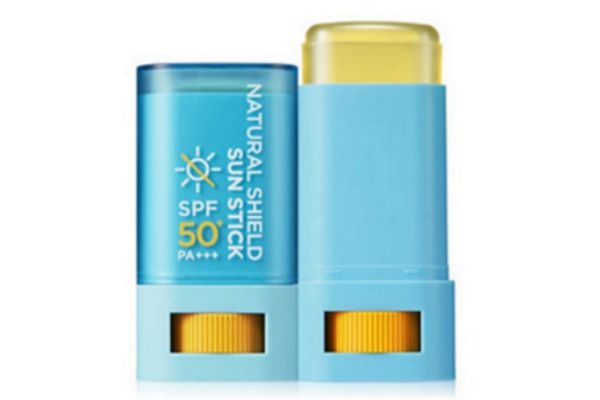 防曬棒和防曬霜的區(qū)別 防曬棒注意事項 防曬棒和防曬霜的區(qū)別 防曬棒注意事項