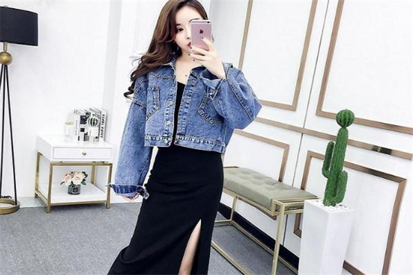 連衣裙怎么搭配外套好看 春季連衣裙搭配 連衣裙怎么搭配外套好看 春季連衣裙搭配