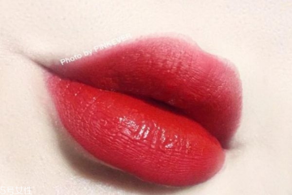 葡萄色系的口紅有哪些 葡萄色口紅適合黃皮嗎 葡萄色系的口紅有哪些 葡萄色口紅適合黃皮嗎