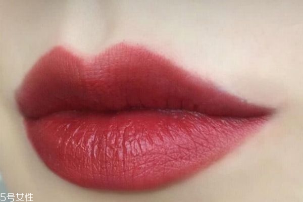 高中生用哪種口紅好 一百元內有哪些好看的口紅 高中生用哪種口紅好 一百元內有哪些好看的口紅