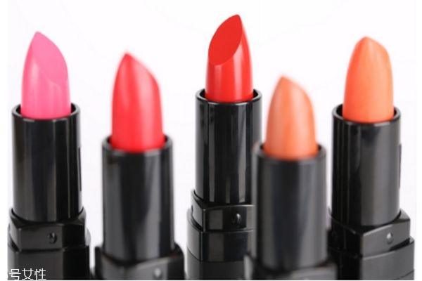 珊瑚紅適合什么膚色 珊瑚紅適合什么年齡 珊瑚紅適合什么膚色 珊瑚紅適合什么年齡