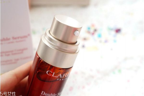 嬌韻詩雙萃精華大小滴怎么選 嬌韻詩黃金雙瓶測評 嬌韻詩雙萃精華大小滴怎么選 嬌韻詩黃金雙瓶測評