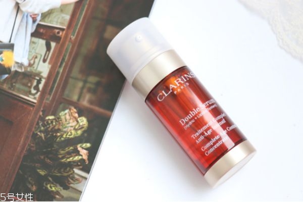 嬌韻詩雙萃精華大小滴怎么選 嬌韻詩黃金雙瓶測評 嬌韻詩雙萃精華大小滴怎么選 嬌韻詩黃金雙瓶測評