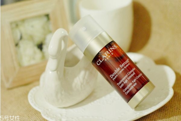 嬌韻詩雙萃精華大小滴怎么選 嬌韻詩黃金雙瓶測評 嬌韻詩雙萃精華大小滴怎么選 嬌韻詩黃金雙瓶測評