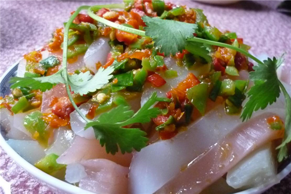 涼粉怎么做才會(huì)勁道 和添加劑有關(guān)