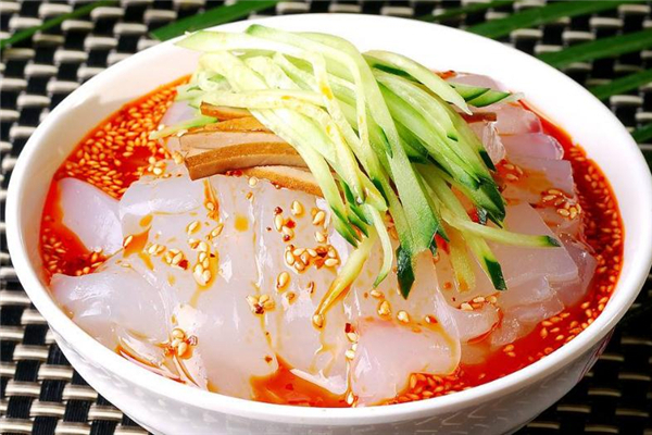 涼粉怎么做才會(huì)勁道 和添加劑有關(guān)