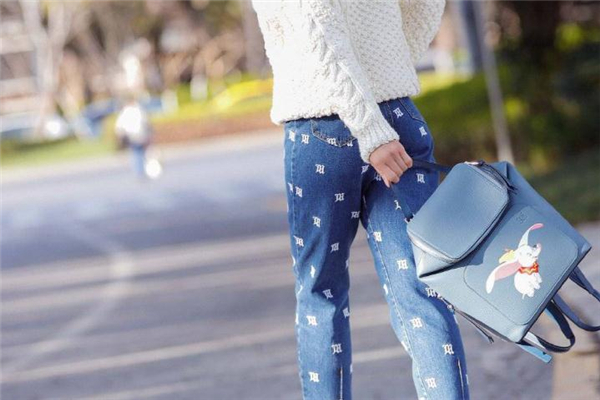 loewe小飛象包包價(jià)格 羅意威小飛象雙肩包 loewe小飛象包包價(jià)格 羅意威小飛象雙肩包