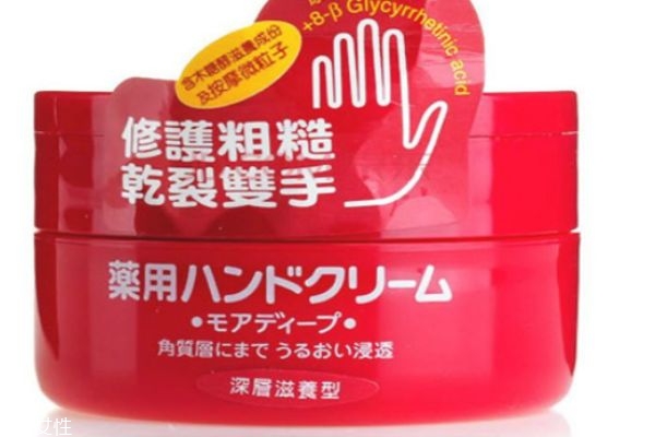 尿素霜可以長(zhǎng)期使用嗎 尿素霜的功效 尿素霜可以長(zhǎng)期使用嗎 尿素霜的功效