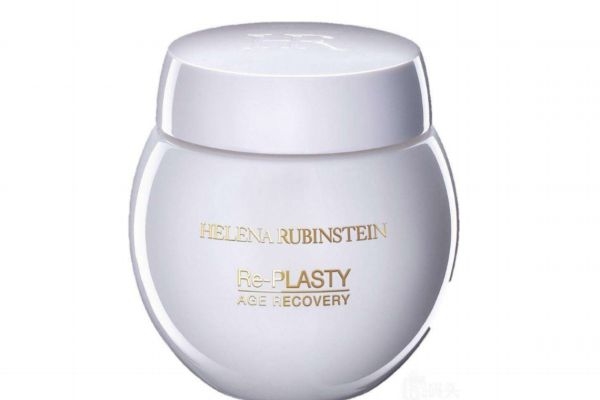 長(zhǎng)脂肪粒還能用眼霜嗎 哪款眼霜去脂肪粒 長(zhǎng)脂肪粒還能用眼霜嗎 哪款眼霜去脂肪粒