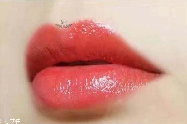 什么顏色的口紅顯白又減齡 最減齡的少女口紅 什么顏色的口紅顯白又減齡 最減齡的少女口紅