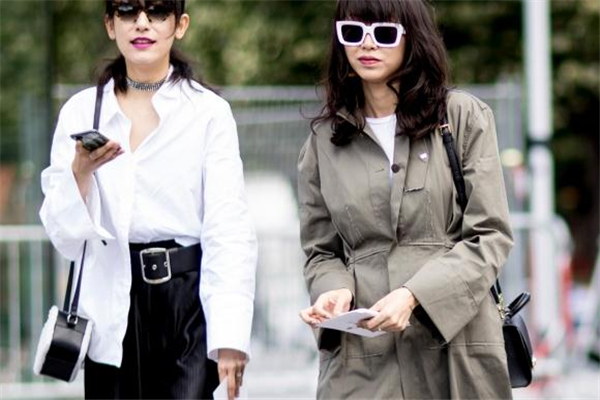 襯衫怎么扎進(jìn)褲子好看 襯衫的時(shí)尚穿法 襯衫怎么扎進(jìn)褲子好看 襯衫的時(shí)尚穿法