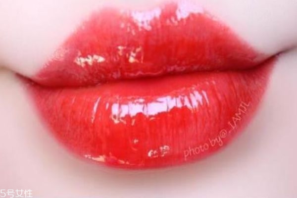 什么顏色的口紅顯白又減齡 最減齡的少女口紅 什么顏色的口紅顯白又減齡 最減齡的少女口紅