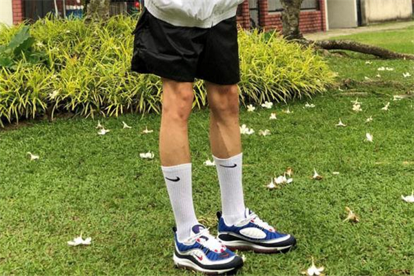 nike air max 98高達(dá)怎么搭配 ins爆款搭配 nike air max 98高達(dá)怎么搭配 ins爆款搭配