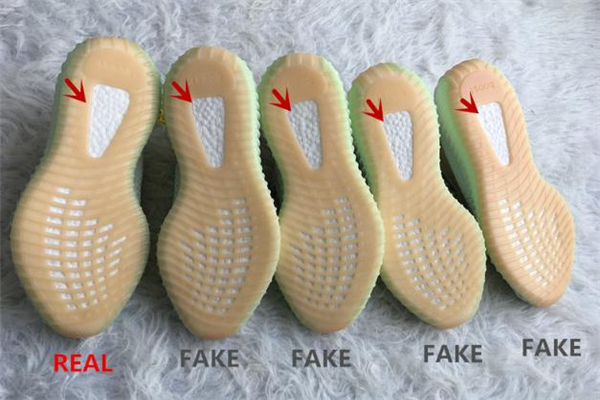 yeezy350亞洲限定真假對(duì)比 椰子350 hyperspace真假 yeezy350亞洲限定真假對(duì)比 椰子350 hyperspace真假
