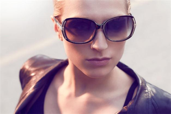 暴龍?zhí)栫R價(jià)格 普通款較為便宜