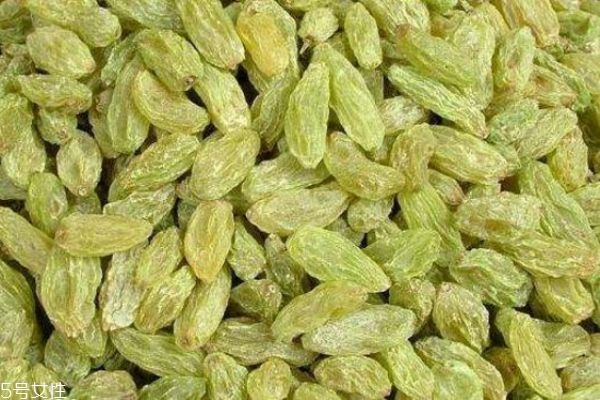 哪些人群不宜吃葡萄干 葡萄干食用禁忌 哪些人群不宜吃葡萄干 葡萄干食用禁忌