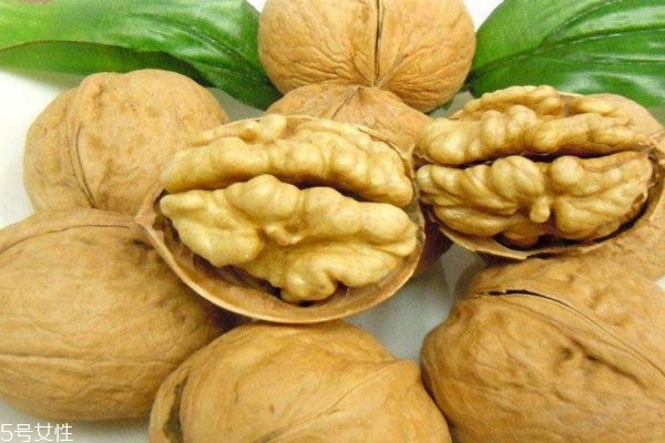 薄皮核桃好吃嗎 薄皮核桃叫什么 薄皮核桃好吃嗎 薄皮核桃叫什么