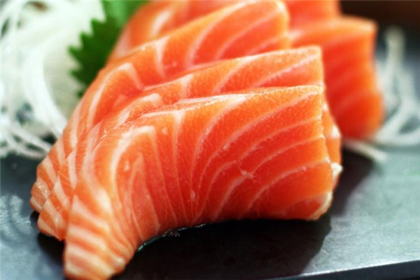 三文魚為什么加檸檬汁 起調(diào)味作用 三文魚為什么加檸檬汁 起調(diào)味作用